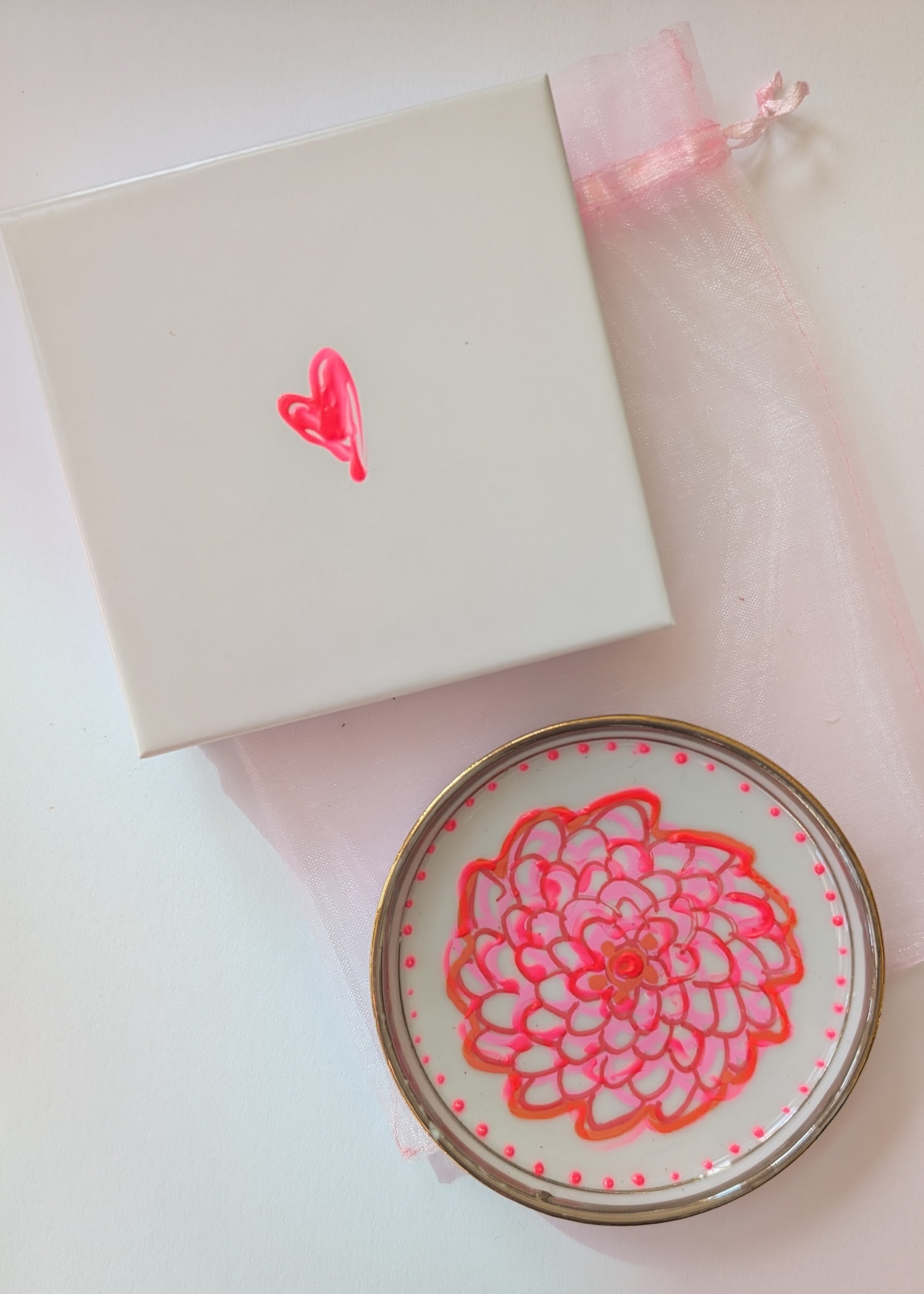 Dahlia Bloom Vintage 3" Trinket Dish 1a