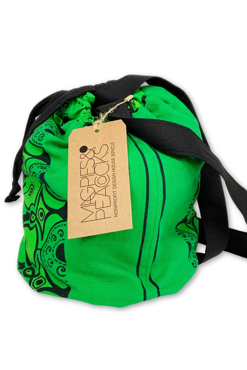 1-duffel bag-green-3