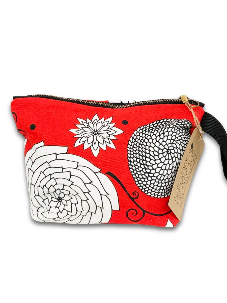 1-makeup bag-red-flowers-2