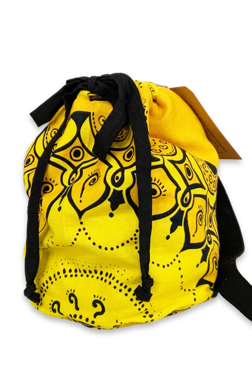 2-duffel bag-yellow-2