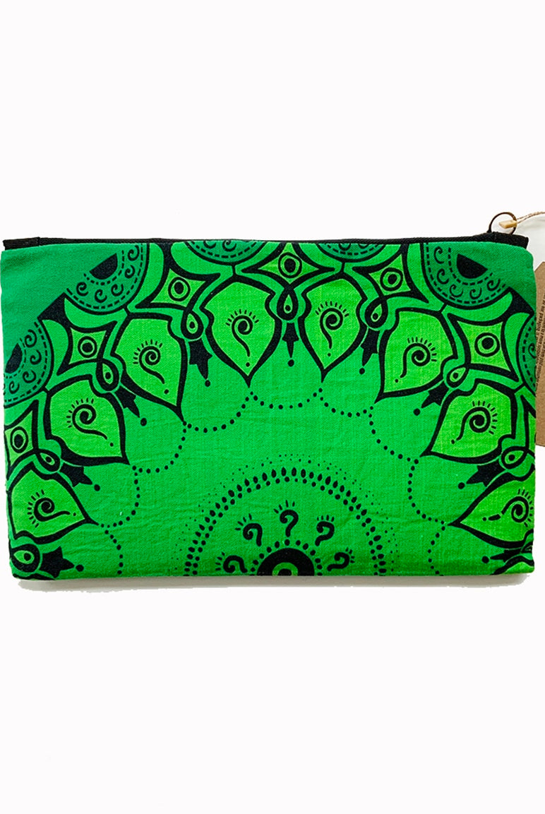 2-zip pouch-green mandala-1