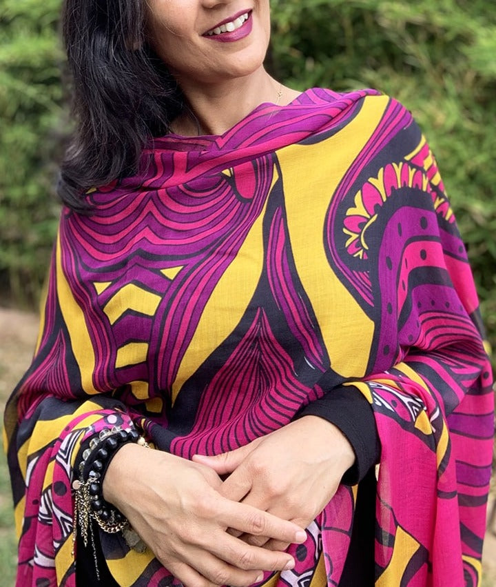 2022-scarf-i-am-successful-magenta-yellow-19