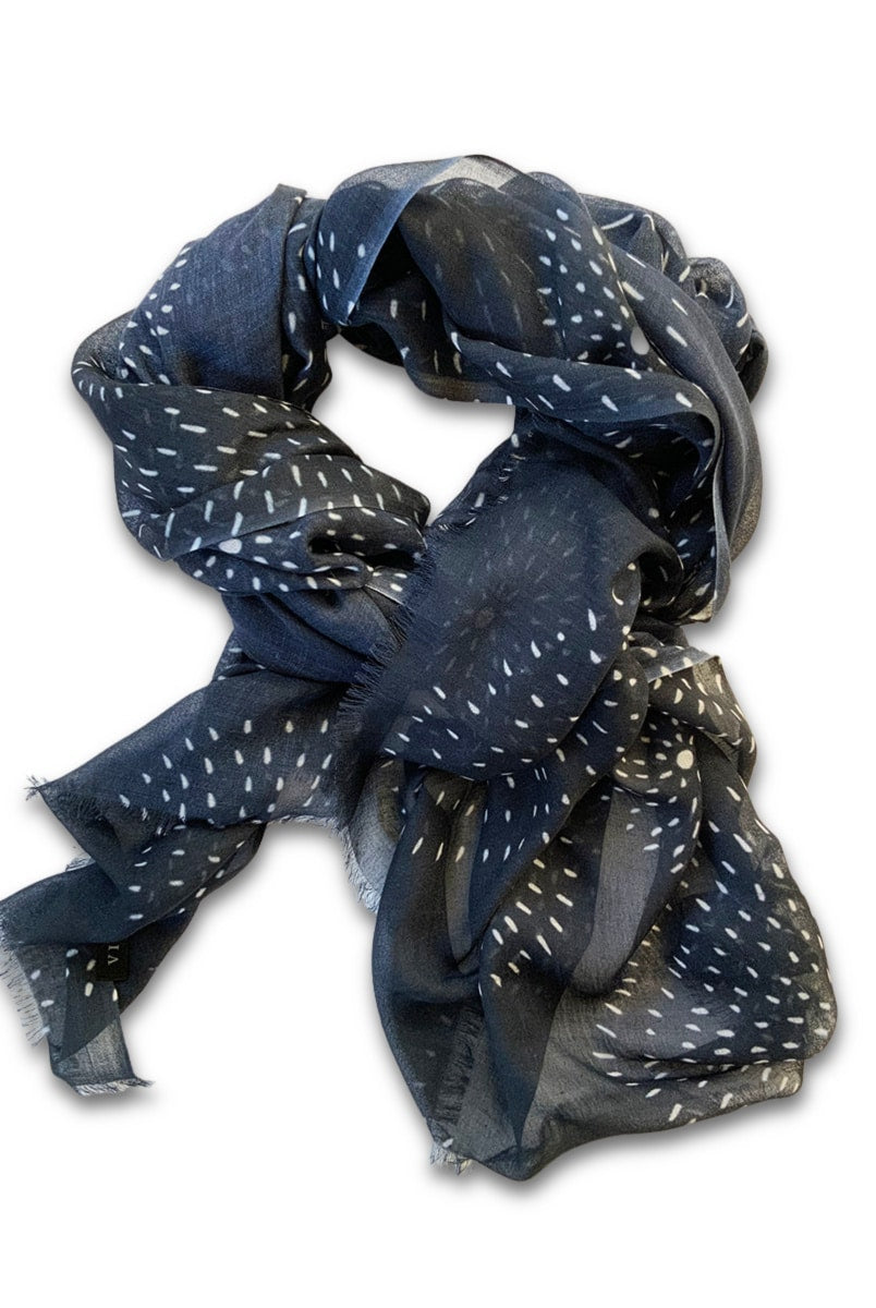 2022-scarf-stars-blackwhite-2 - Copy