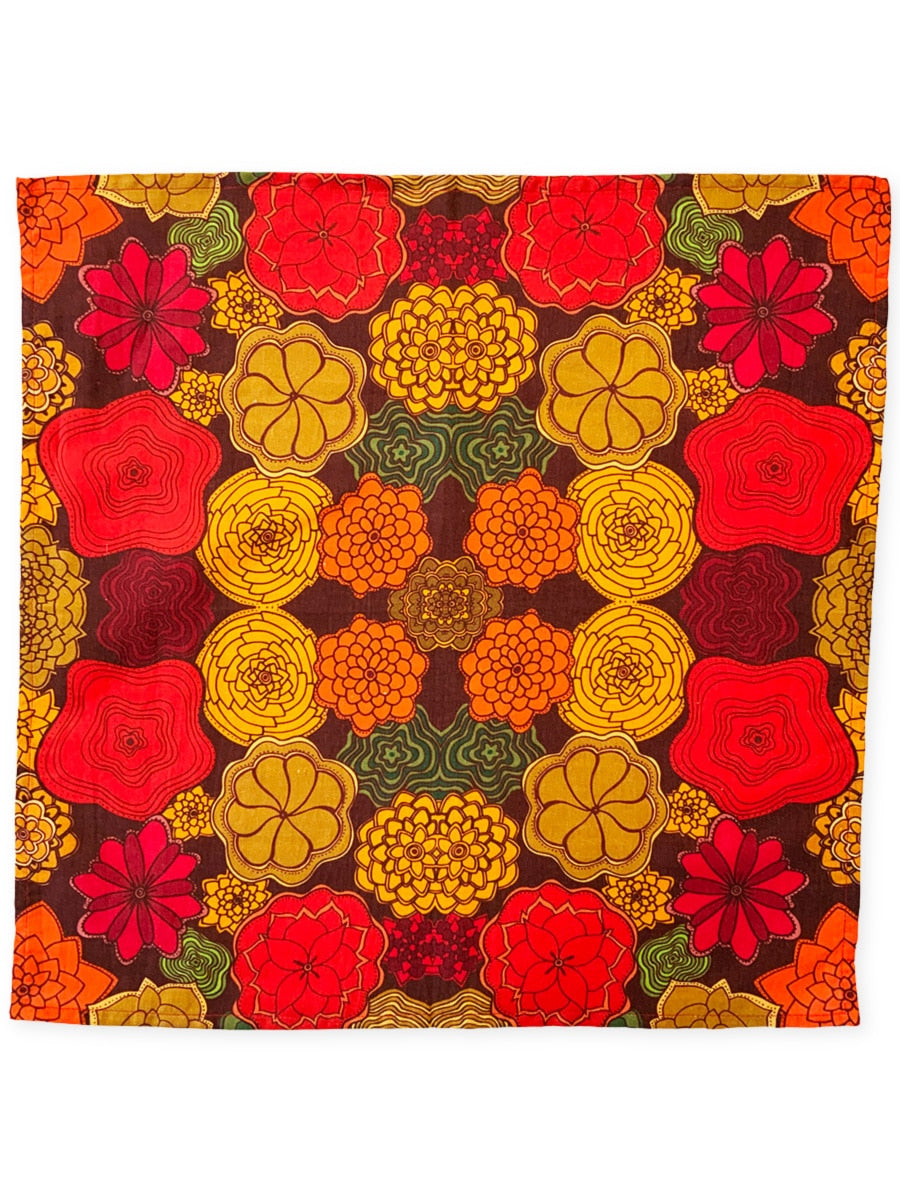 Table napkins-red-orange-flowers-fall-home-kitchen