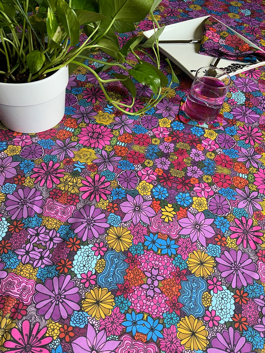 table-cloth-bloom-boldly-pattern-original