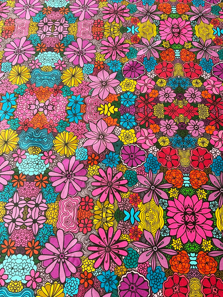 table-cloth-bloom-boldly-pattern-original