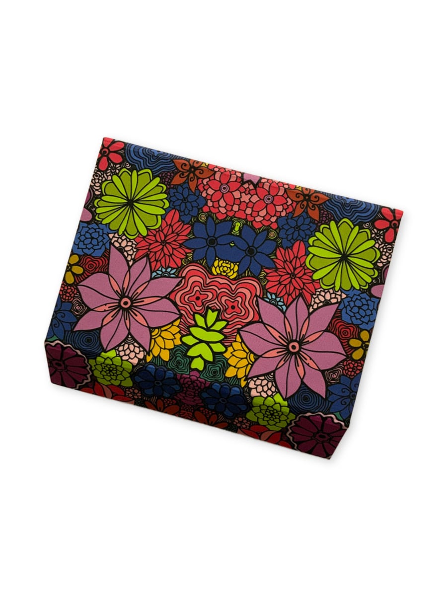 Collapsible-gift-box-bloom-flowers