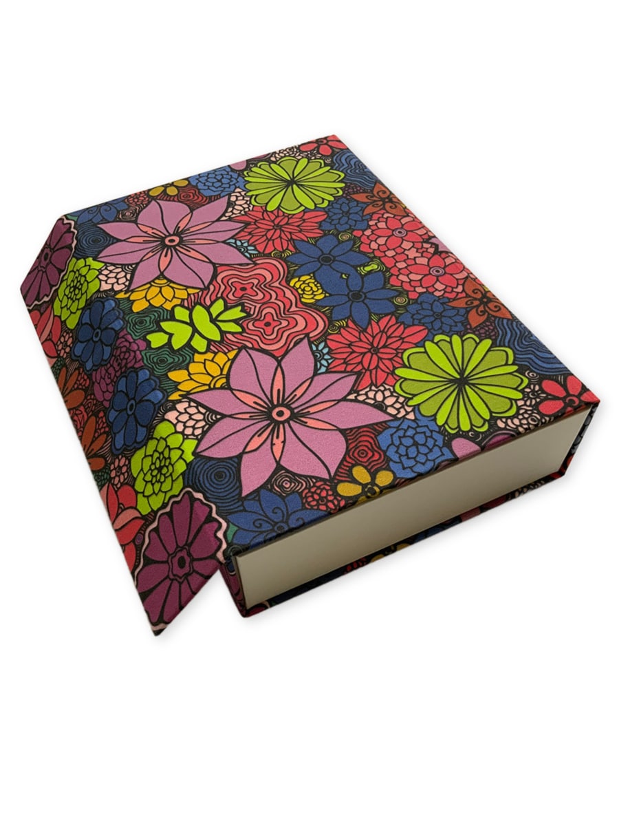 Collapsible-gift-box-bloom-flowers