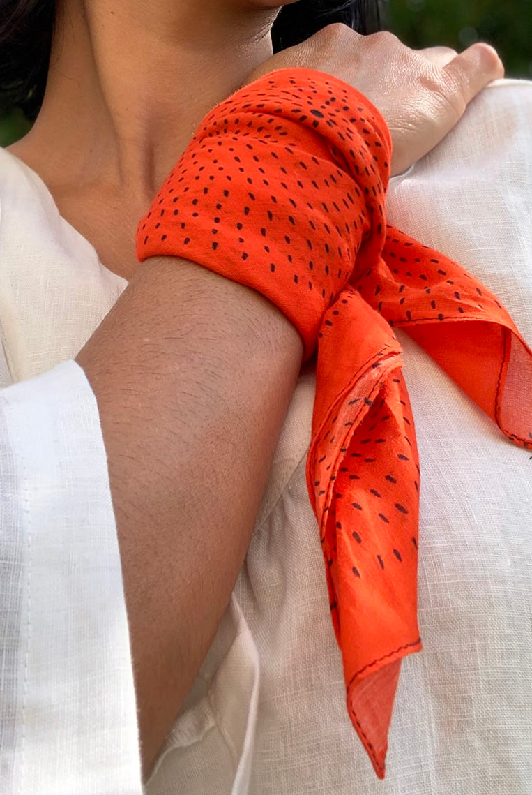 shining-star-black-orange-bandana