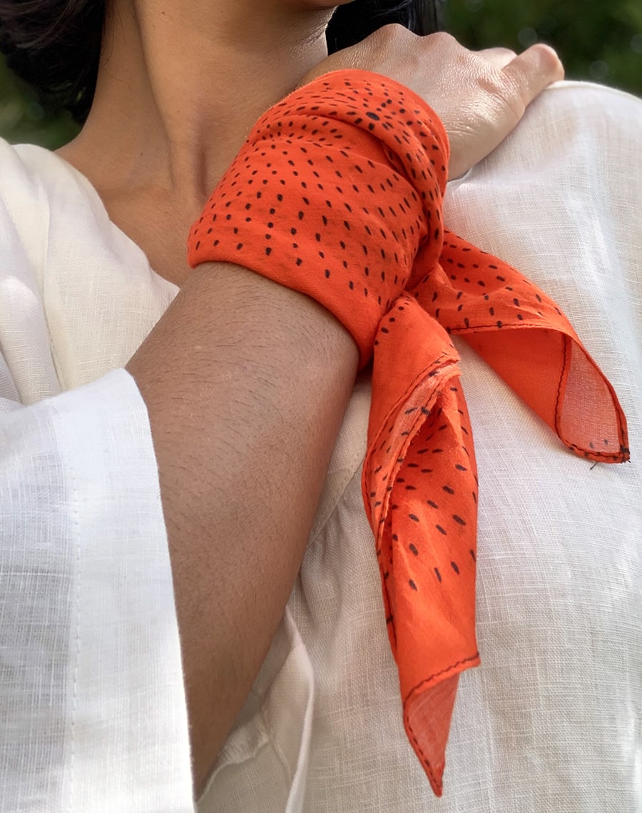 shining-star-black-orange-bandana