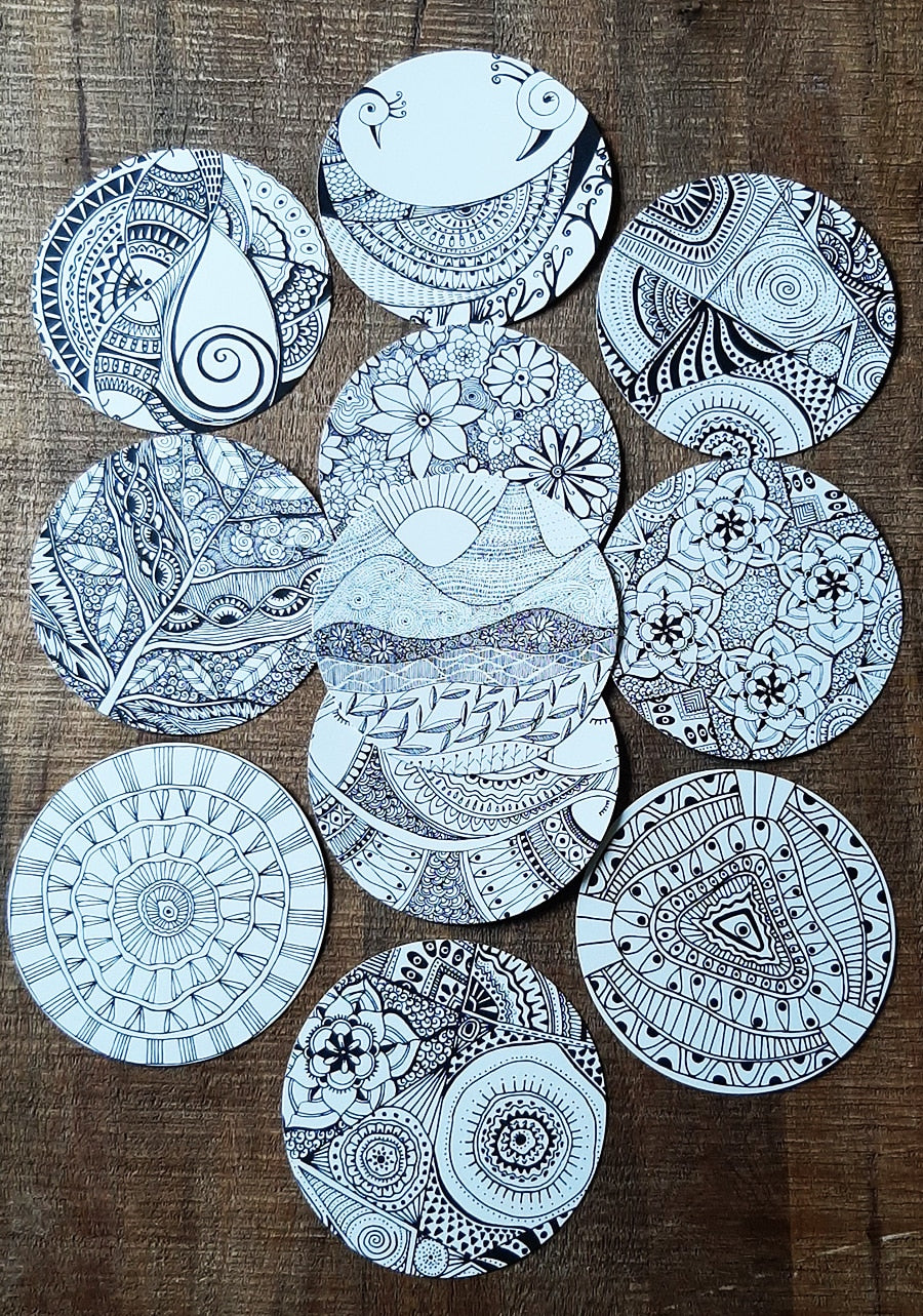 Set of circle doodle coloring card