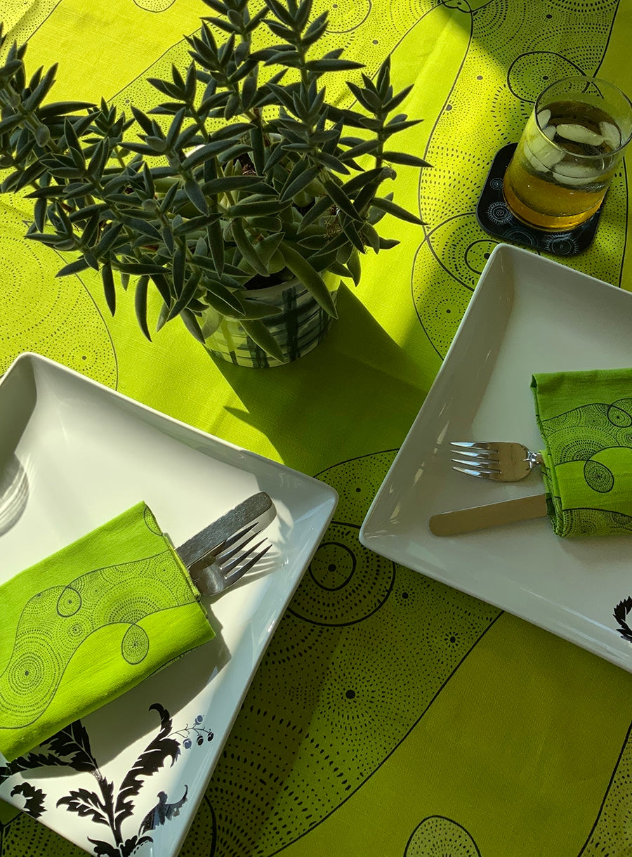 Limitless-green-table-cloth-12