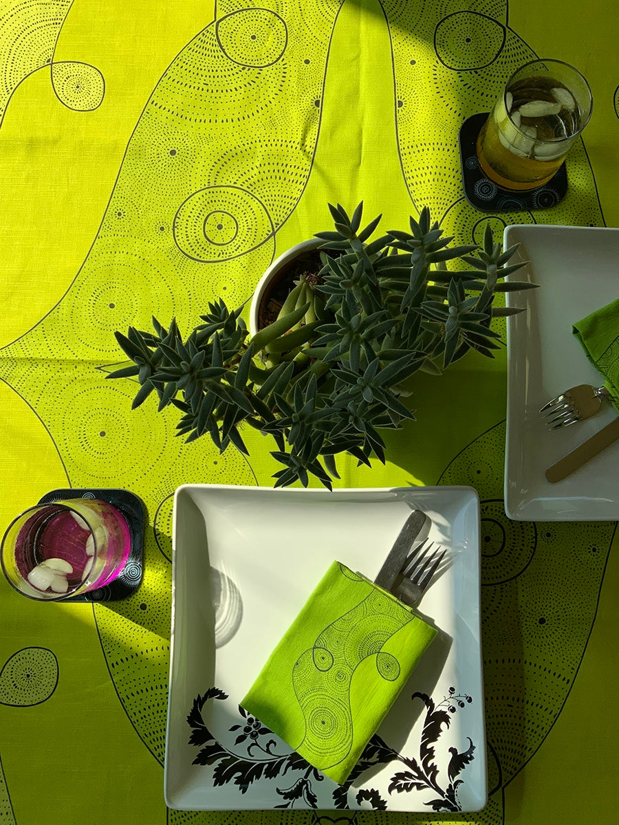 Limitless-green-table-cloth