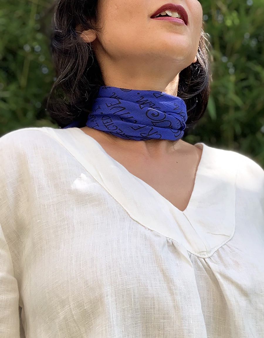 mantra-bandana-royal-blue