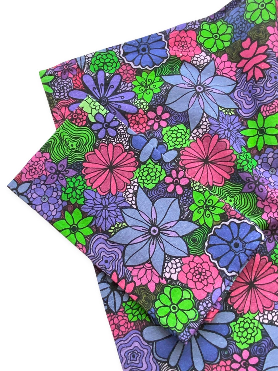 table-Napkin-Bloom-boldly-blue-green-pink
