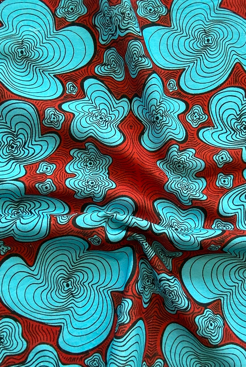 Table-napkins-blue-red-squiggly-pattern