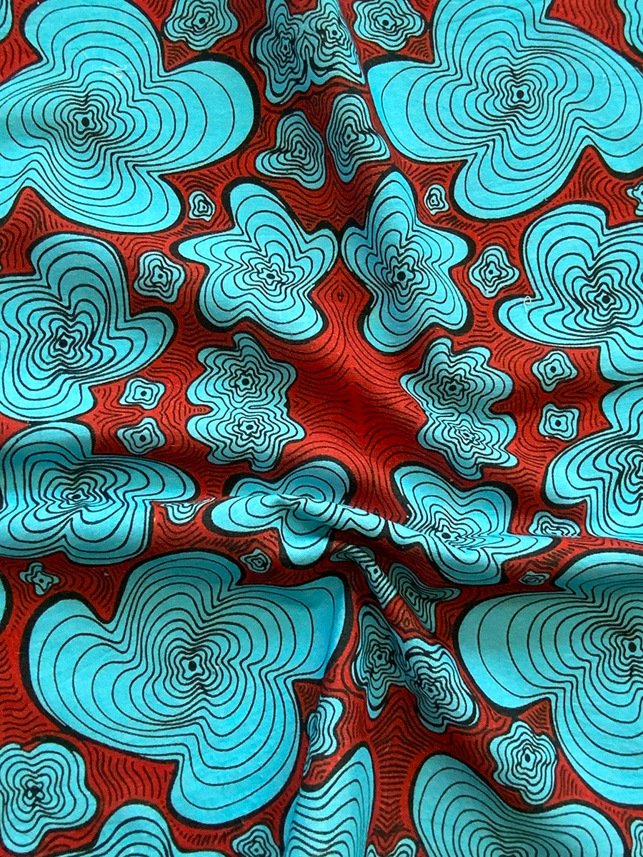 Table-napkins-blue-red-squiggly-pattern