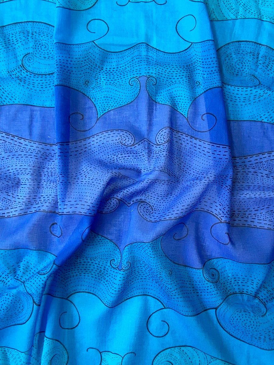 ocean-vibes-sea-blue-bandana-square