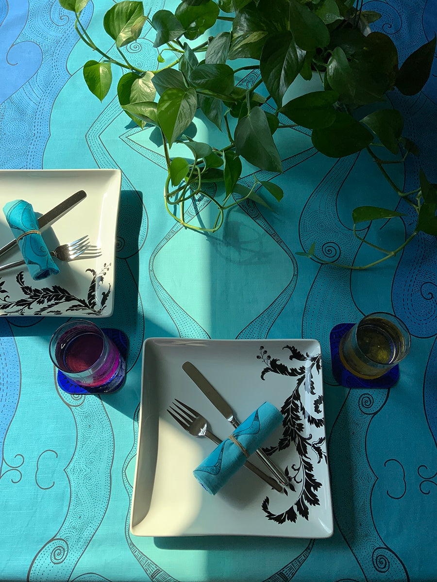 Ocean-blue-table-cloth