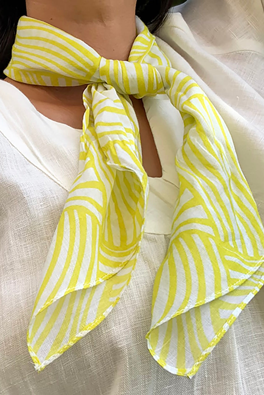 playful-yellow-white-bandana