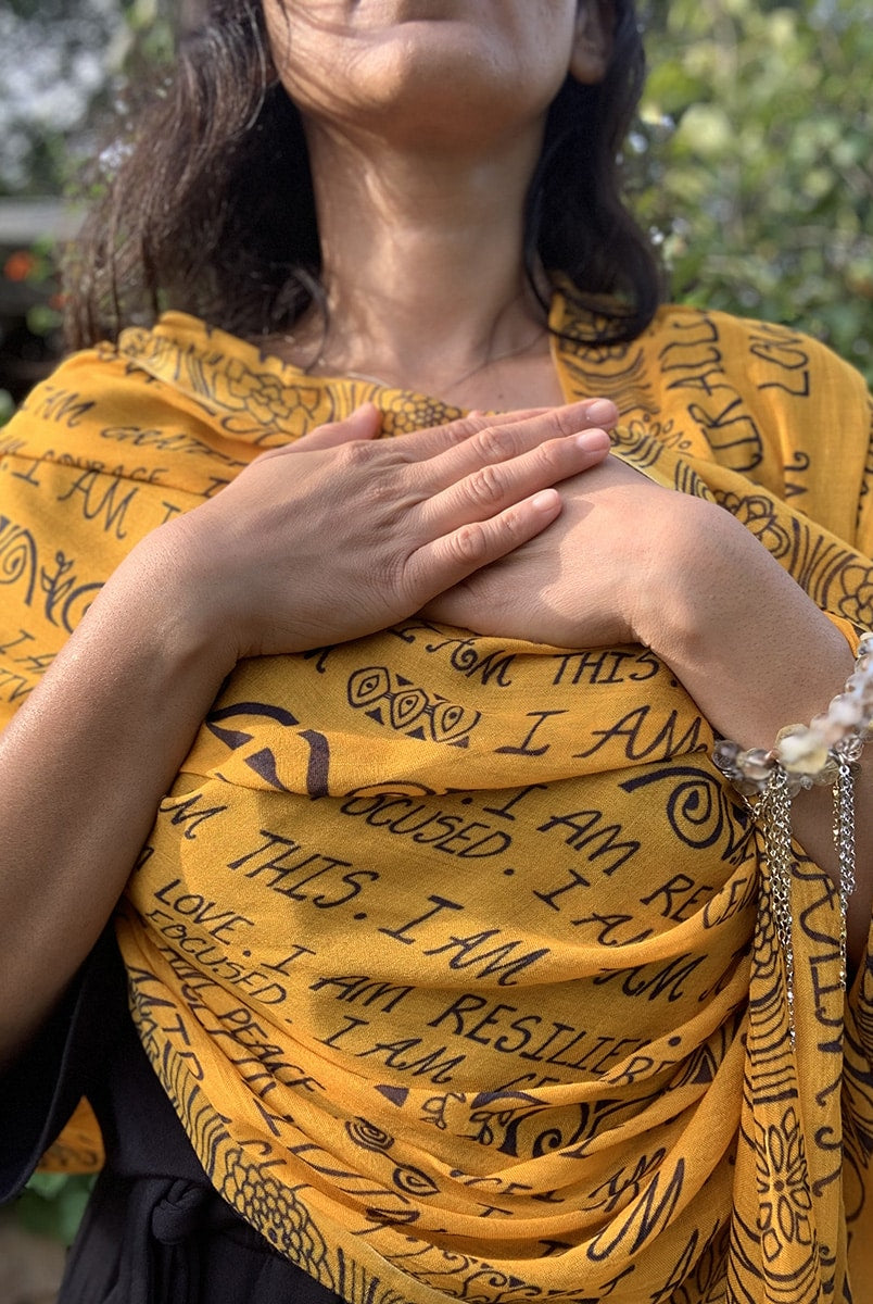 SCARF-I AM-mantra-gold-14