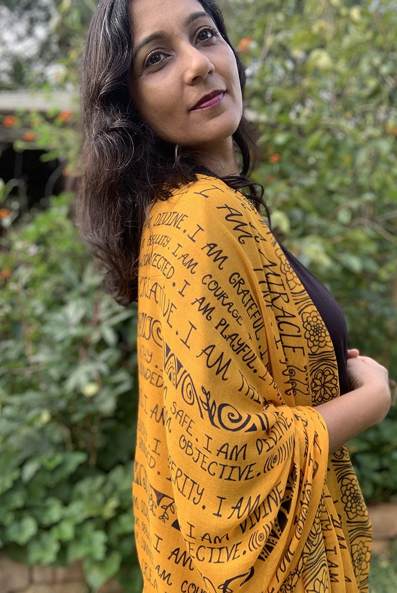 SCARF-I AM-mantra-gold-17