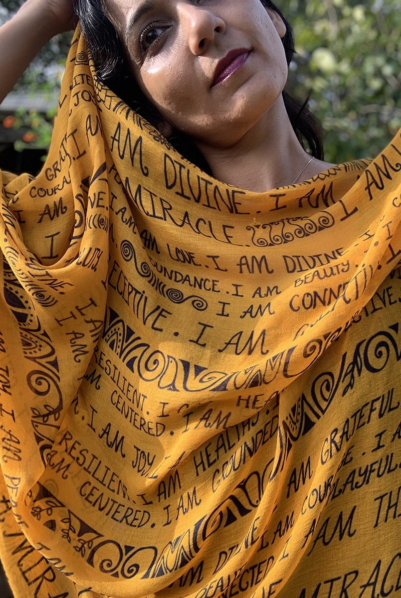 SCARF-I AM-mantra-gold-18