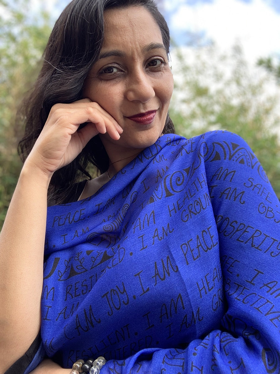 Scarves-I-AM-mantra-royal-blue-15