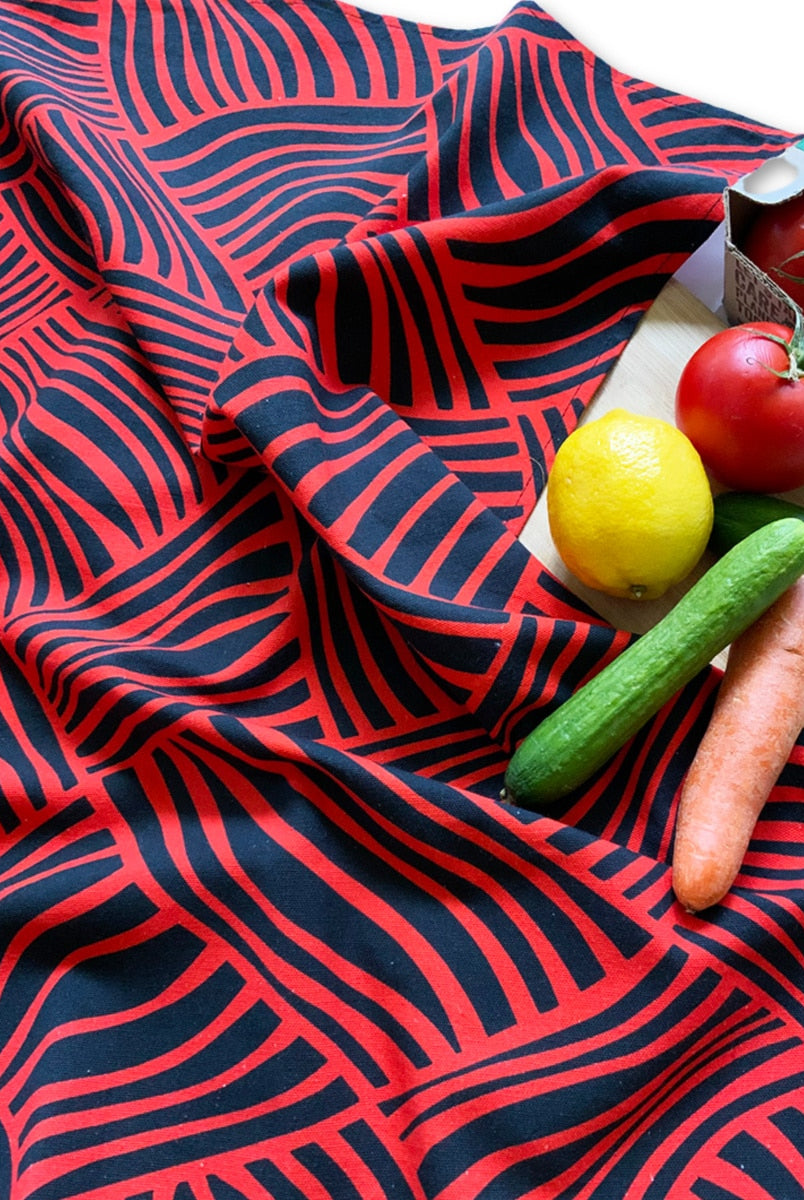 Tea-towel-plain-lines-red-black-pattern