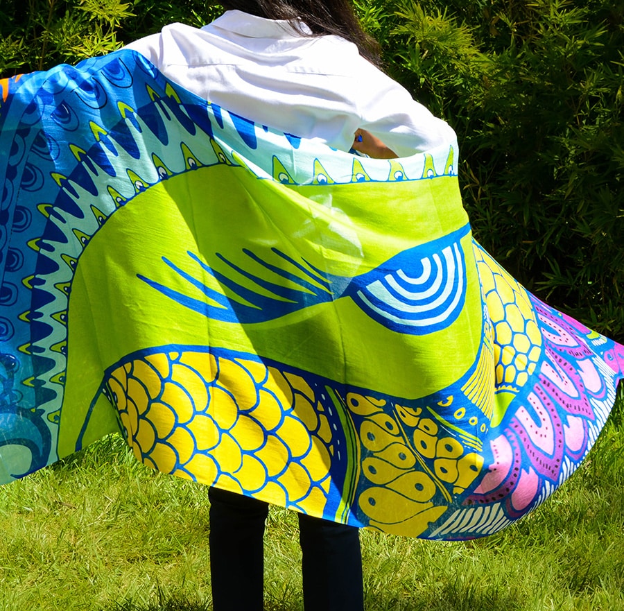 scarf-fish-pattern-green-yellow-blue-beauty