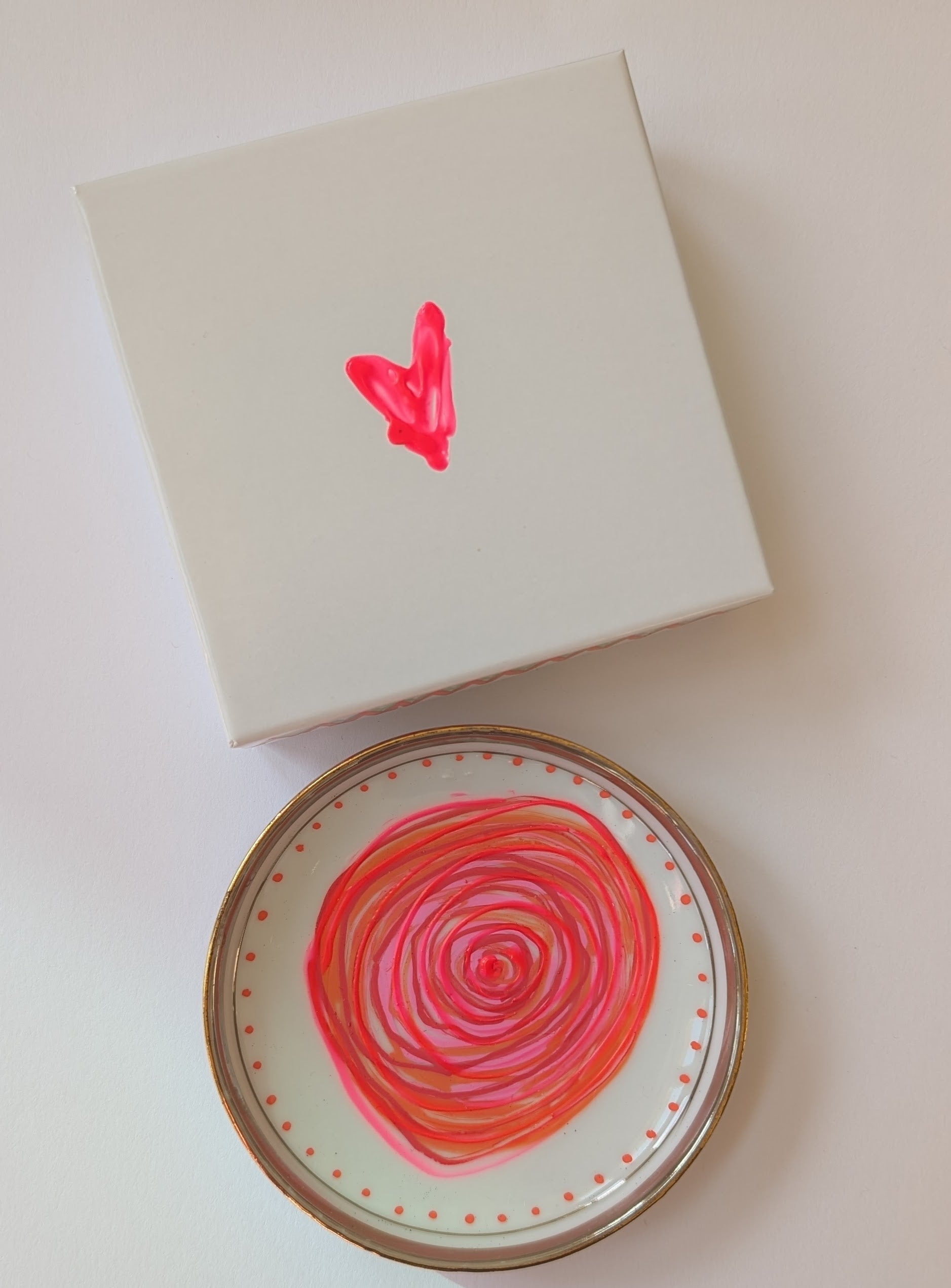 Spiral Heart Vintage 3" Trinket Dish 7a