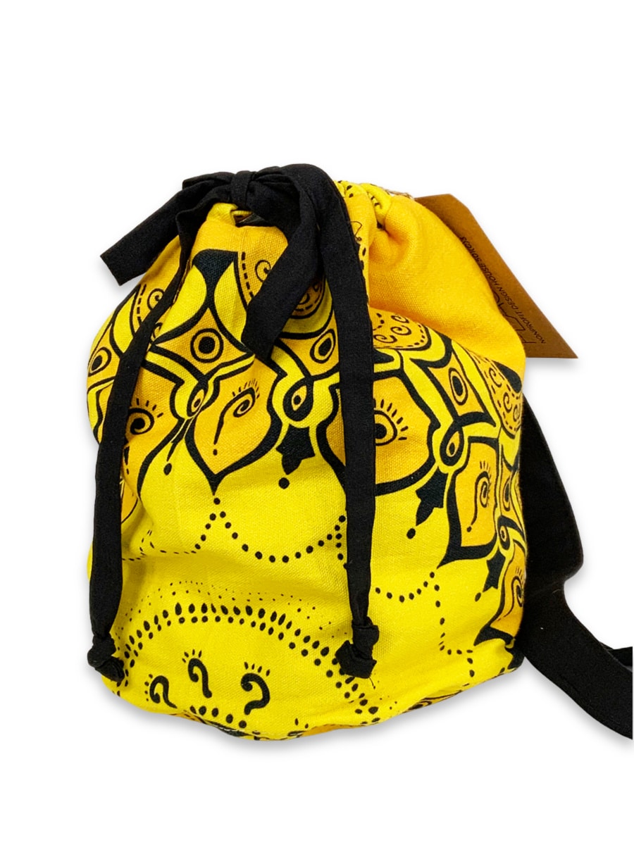 2-duffel bag-yellow-2