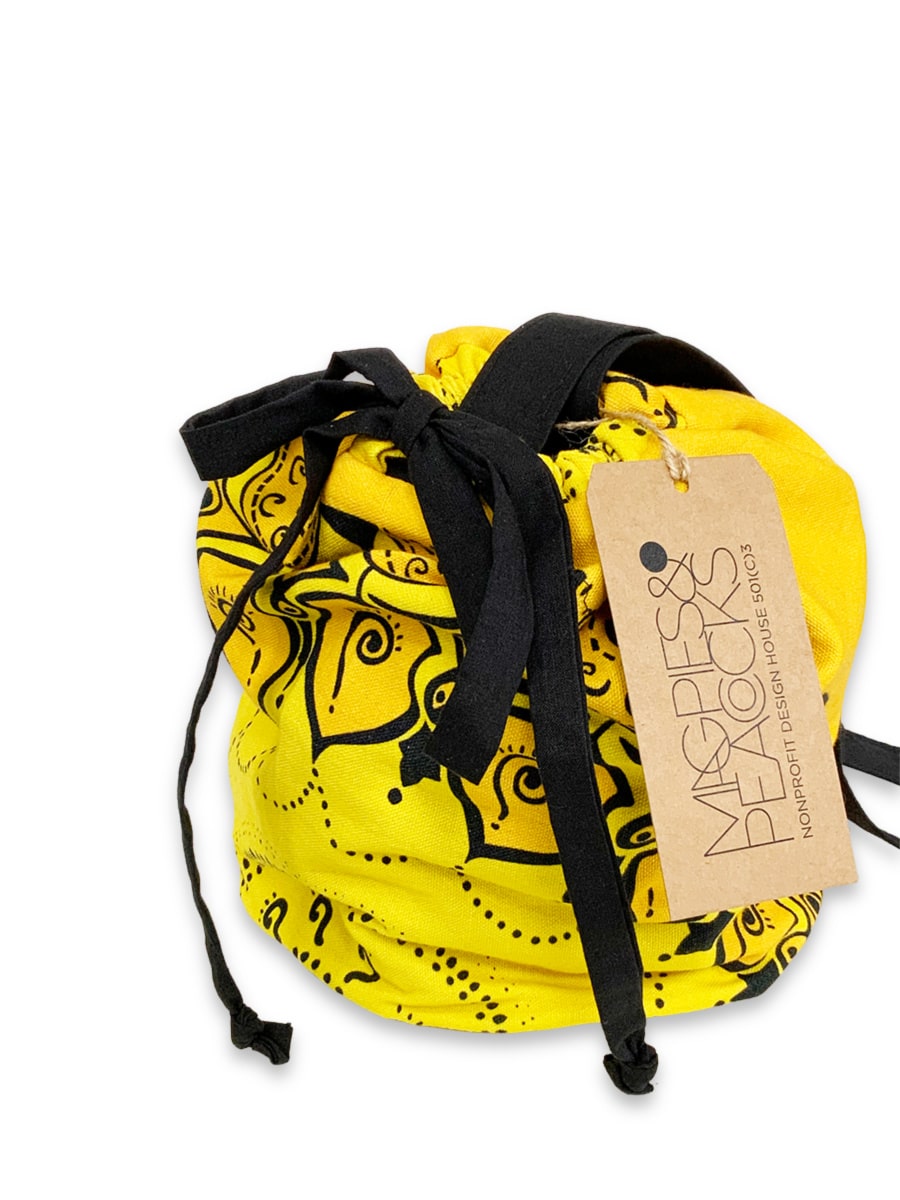 2-duffel bag-yellow-3