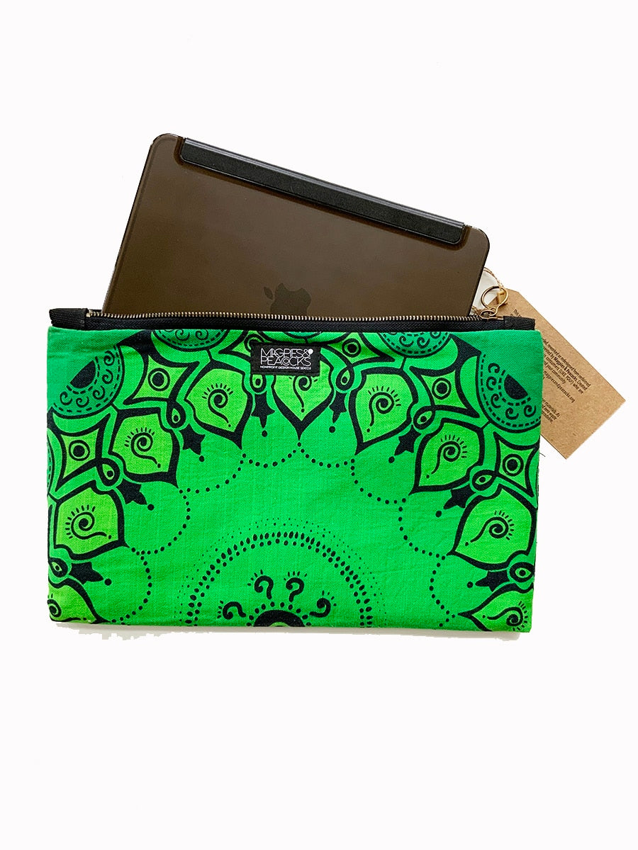2-zip pouch-green mandala-2