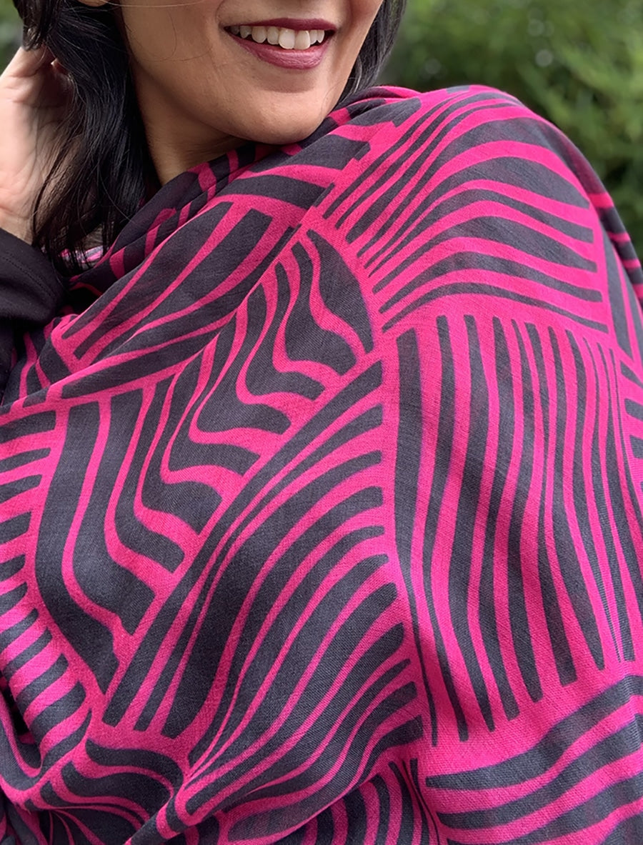 2022-scarf-playful-magenta-22-trim