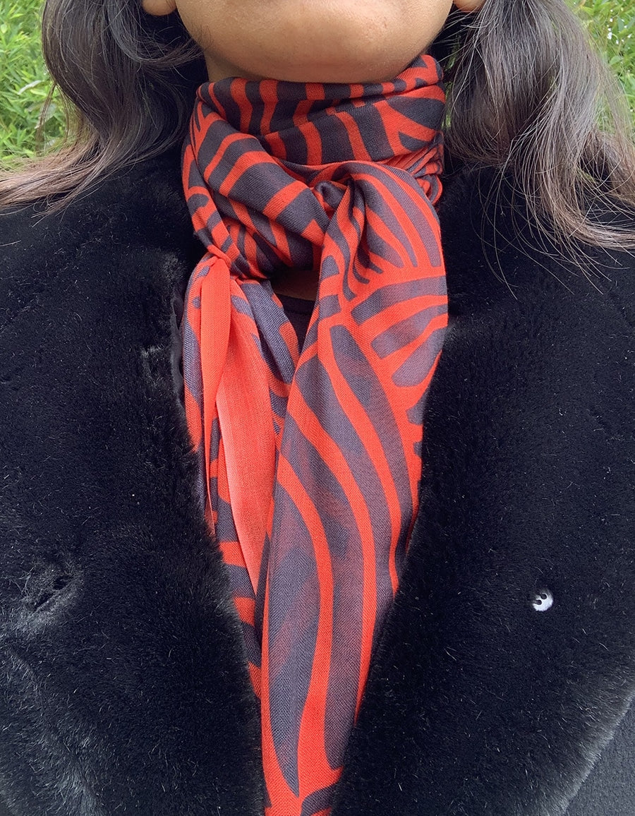2022-scarf-playful-orange-9