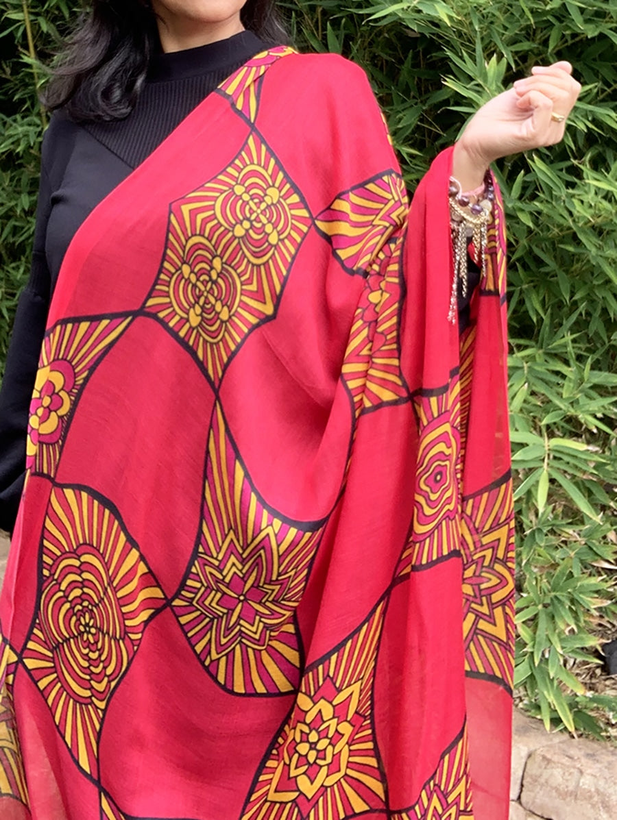 2022-scarf-playful-succulents-magenta-yellow