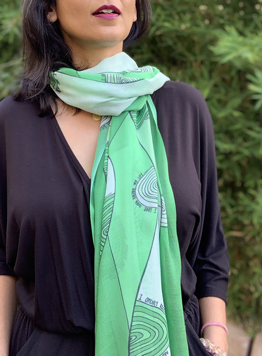 2022-scarf-quote-green-23-trim