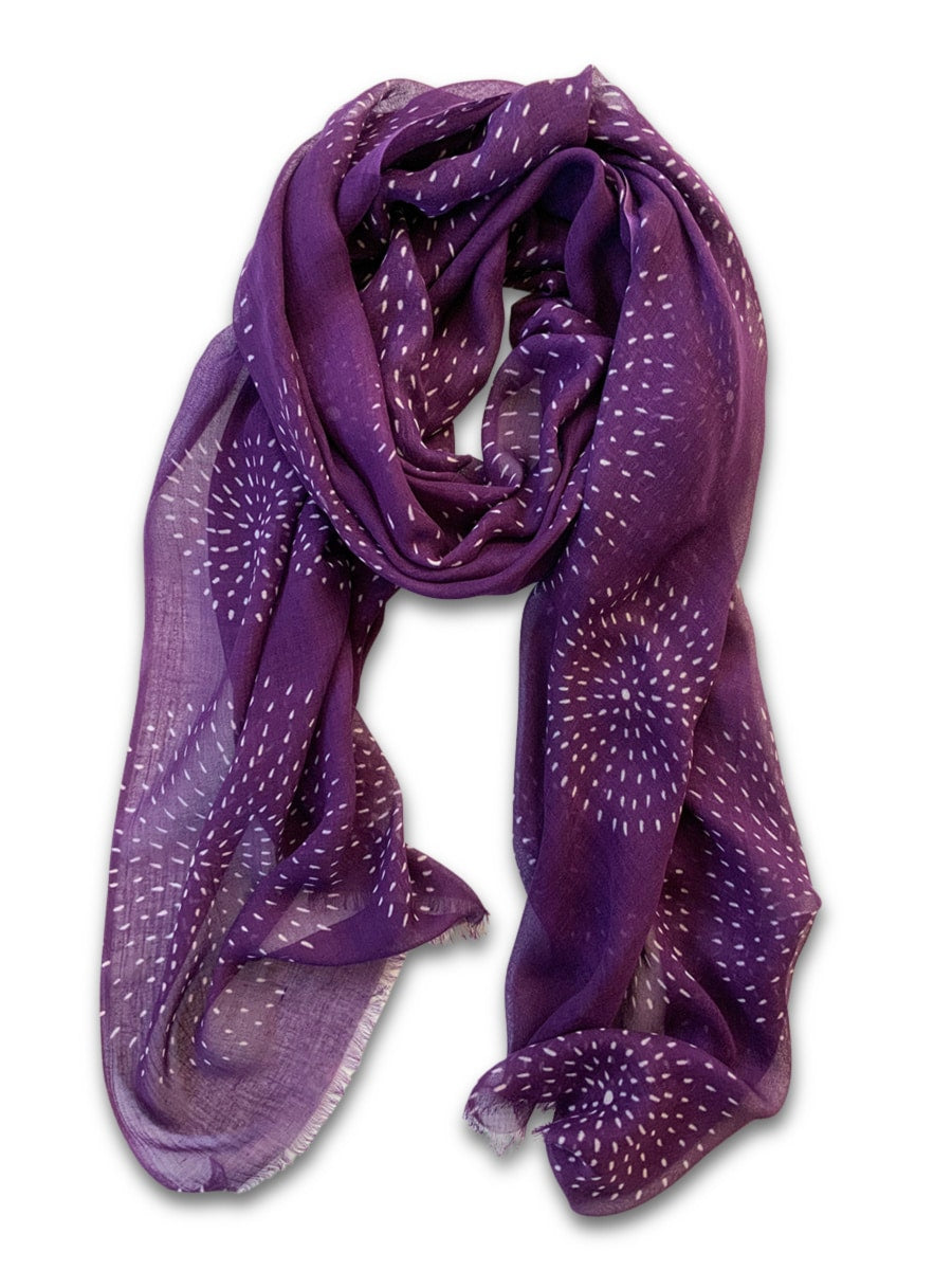 2022-scarf-stars-purple-eggplant