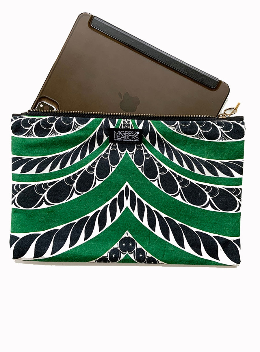 5-zip pouch-green black-1