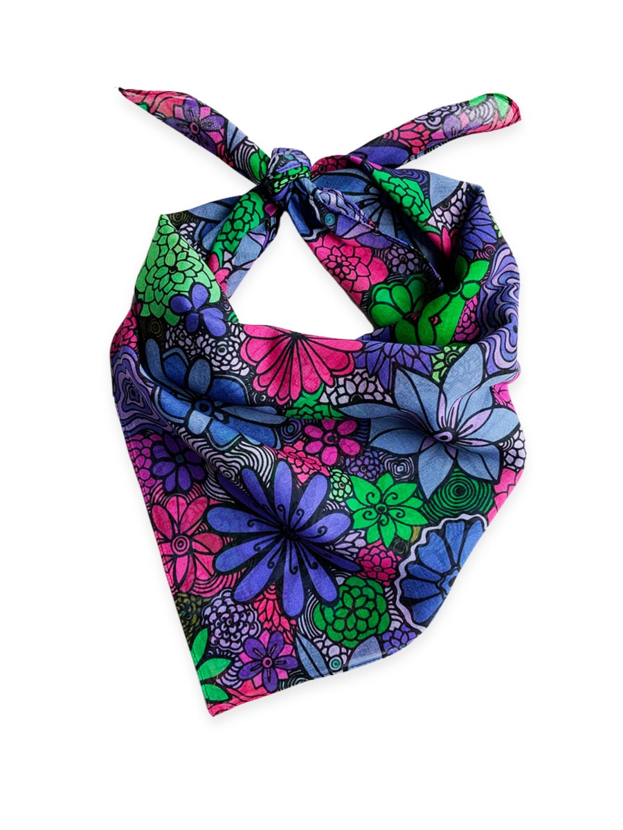 blooming-boldly-bandana-blue-flowers