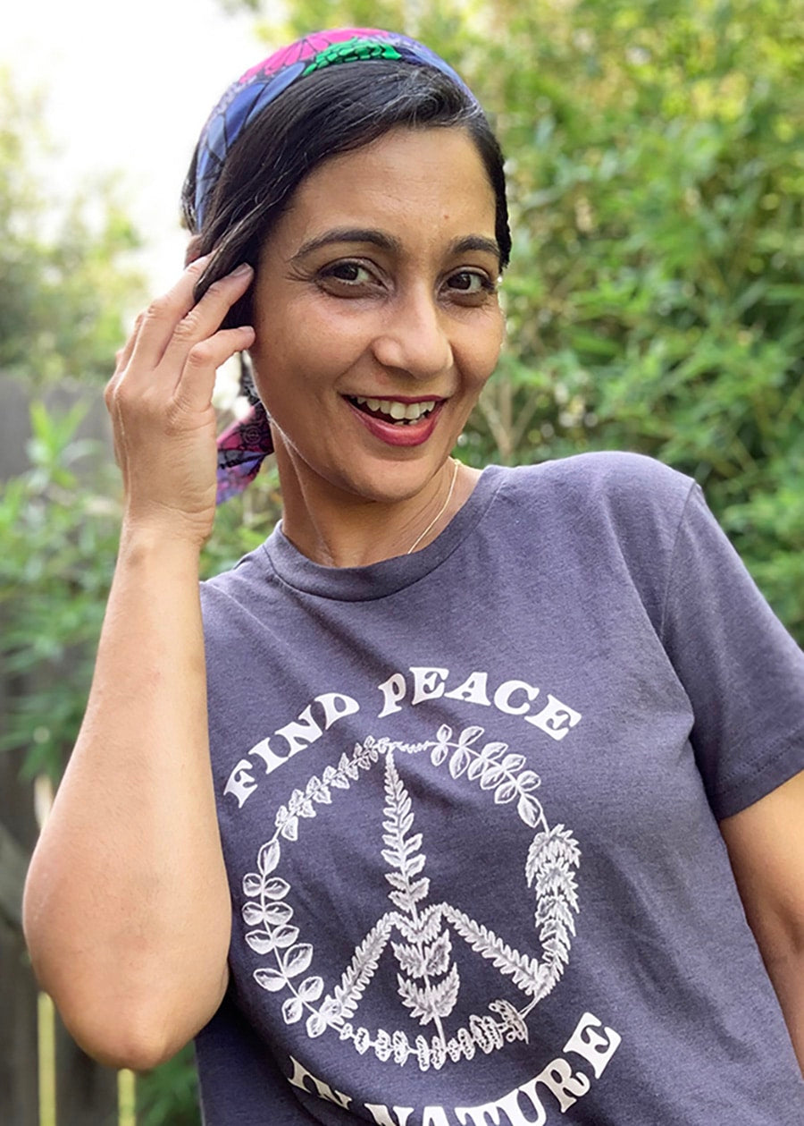 blooming-boldly-bandana-blue-flowers