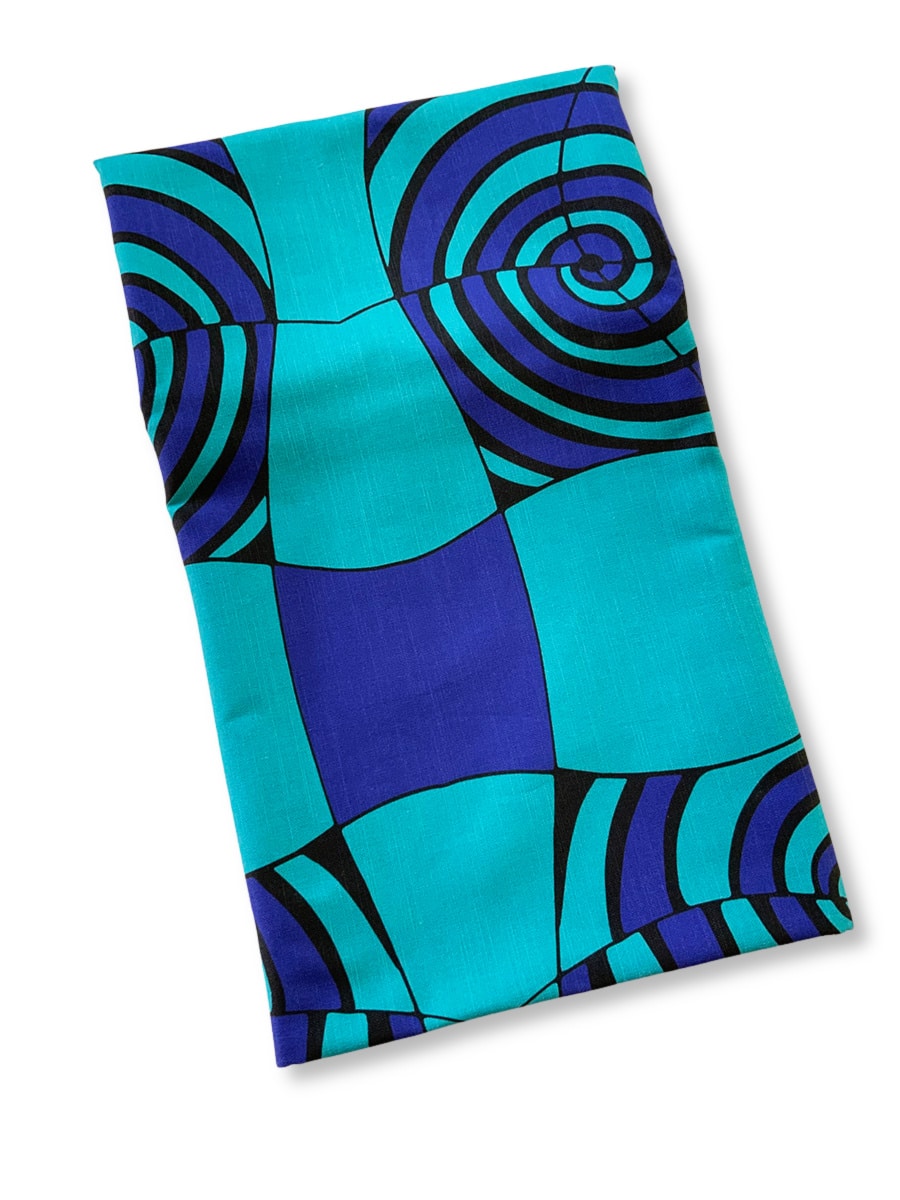 Blue-green-spirals-table-cloth