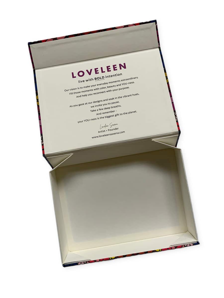 Collapsible-gift-box-inside-1