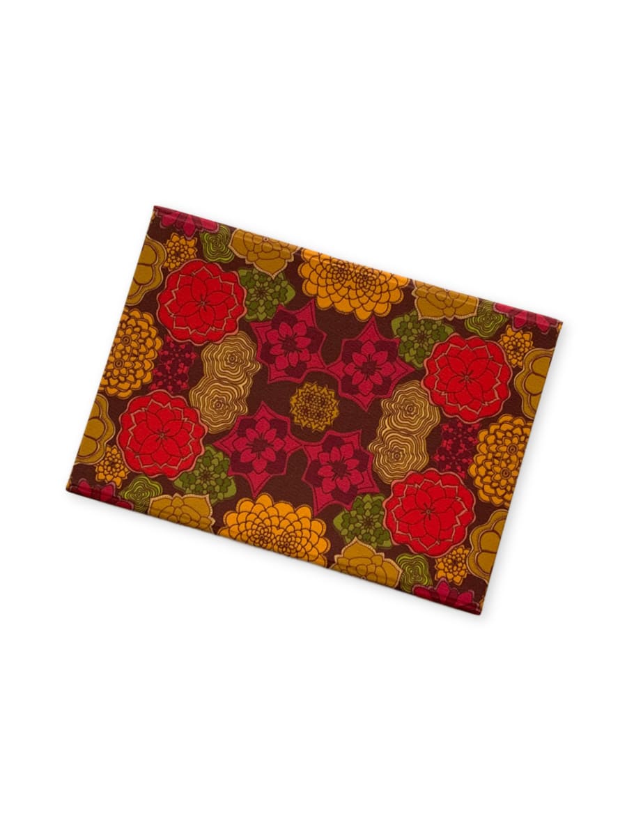 Collapsible-gift-box-orange-red-flowers