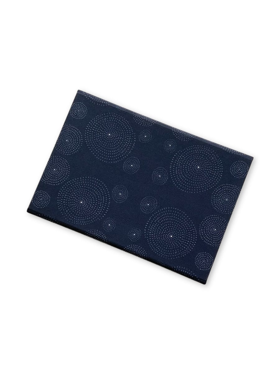 Collapsible-gift-box-stars-black-white