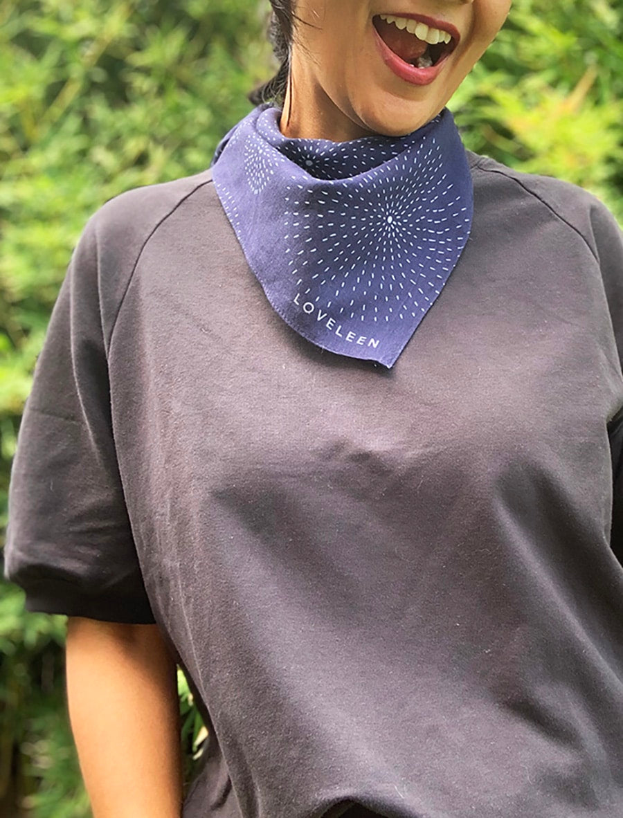 shining-star-black-white-bandana