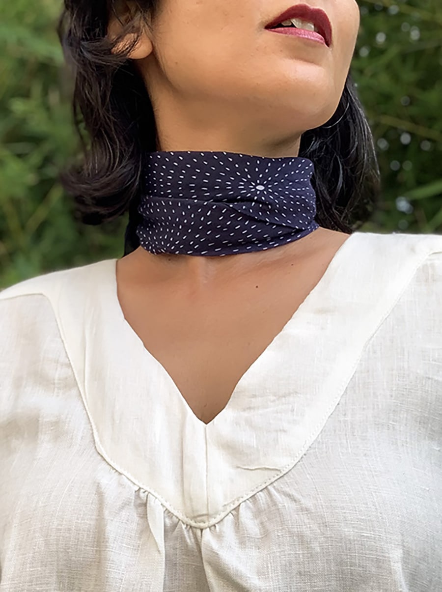 shining-star-black-white-bandana