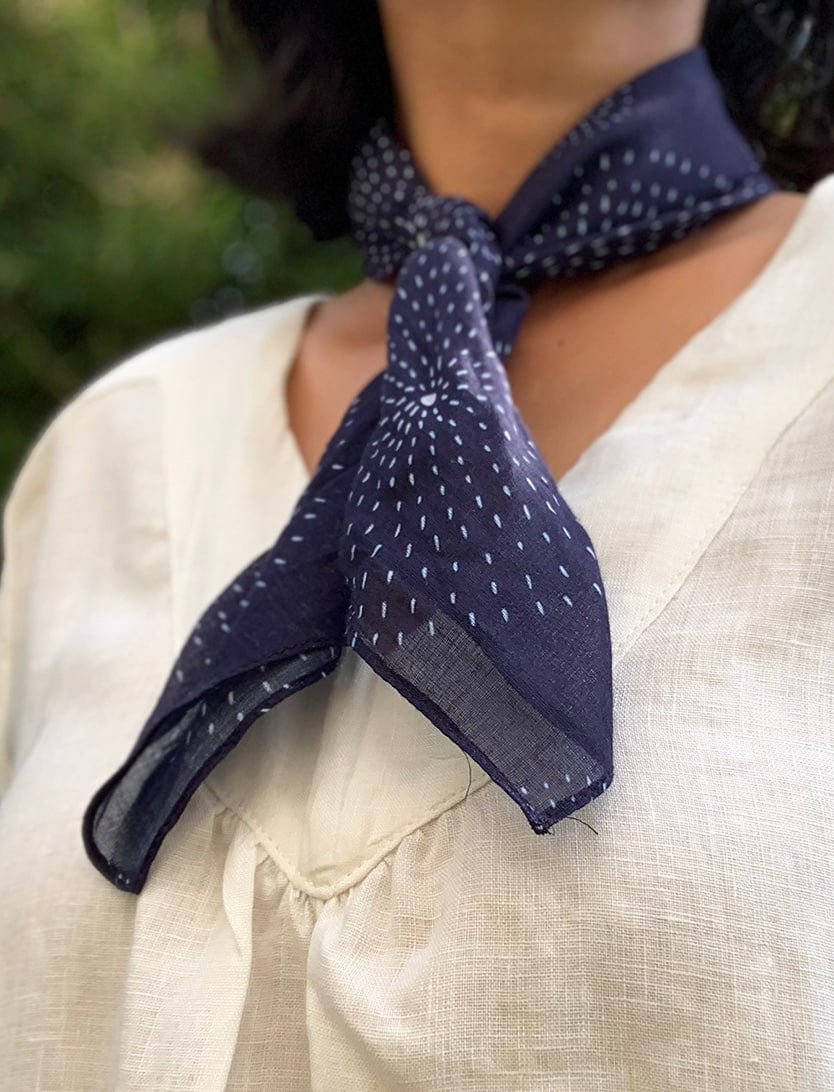 shining-star-black-white-bandana