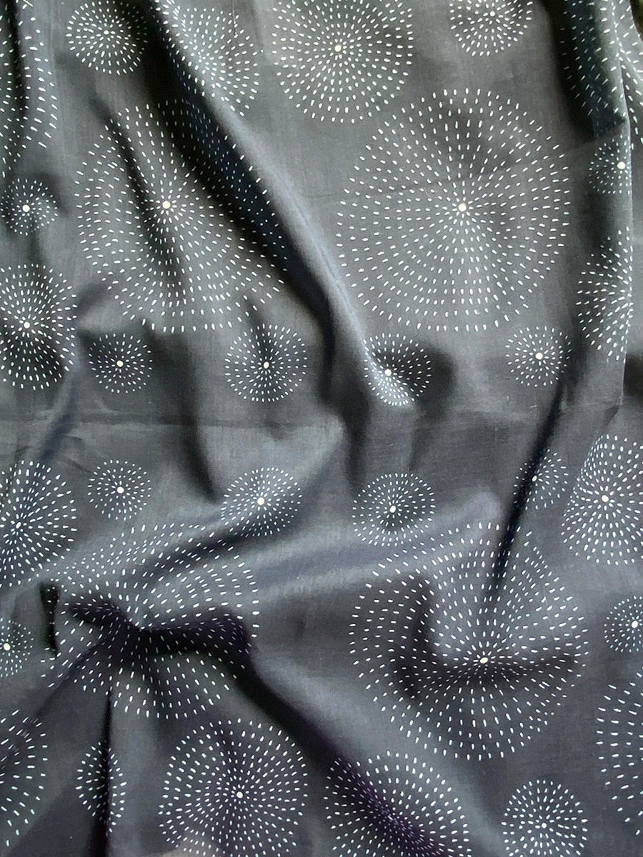 shining-star-black-white-bandana